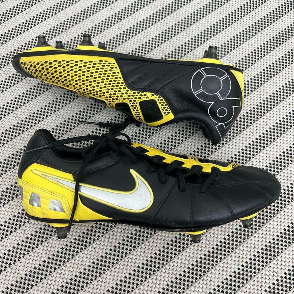 Nike T90 soccer cleats